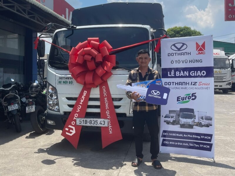 Tưng Bừng Bàn Giao Siêu Phẩm Xe Tải Dothanh IZ65M Plus Cho Anh Thành Tại TP.HCM